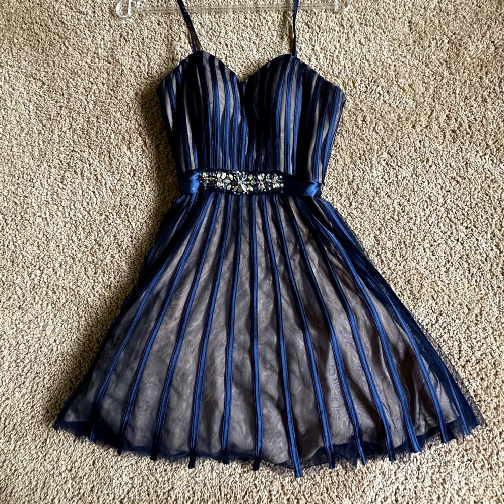 Camille la Vie Size 3/4 Mini Homecoming Dress